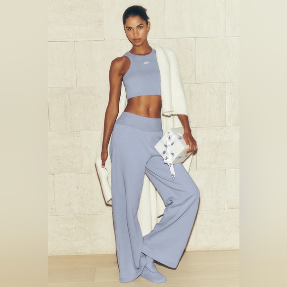 ALO Yoga Pants - ALO Serenity Wide Leg Sweatpant